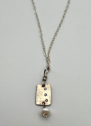 Tiny Dots Necklace