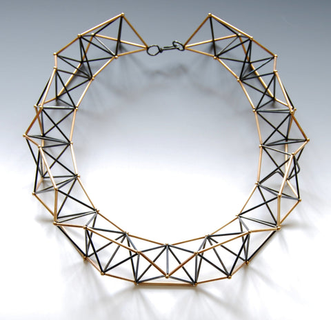 Tetrahedron Collar