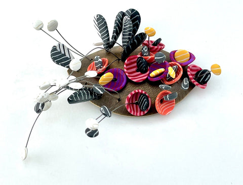 Pollinator Brooch - Memphis